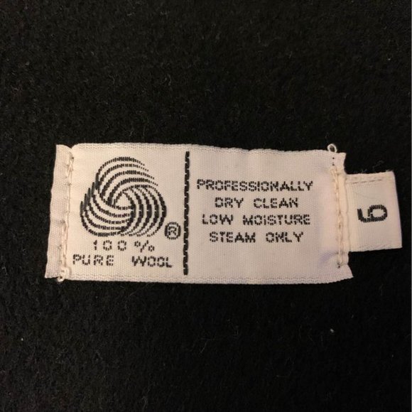 Pure 100% Wool Vintage Anne Klein Jacket DISCONTINUED. Extra Long - Picture 3 of 5